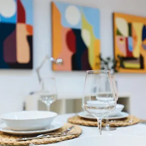 https://central-located-apartment.es-andalucia.com
